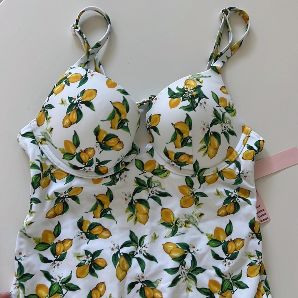 Victoria’s Secret Push-Up One Piece Swimsuit Size Small